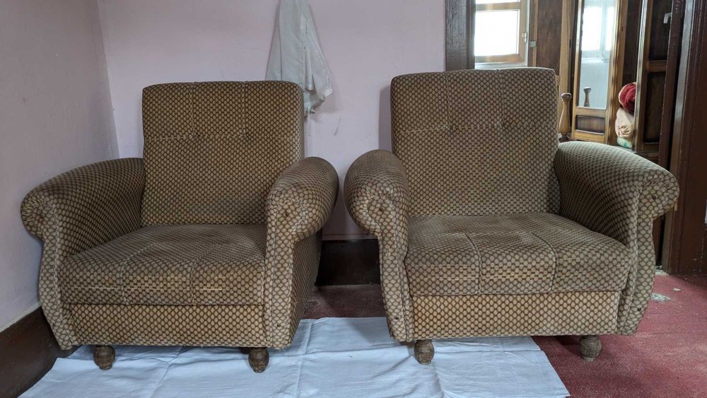 4 mezinhas de sala + 2 sofás mezinha meia lua  + 2 espelhos