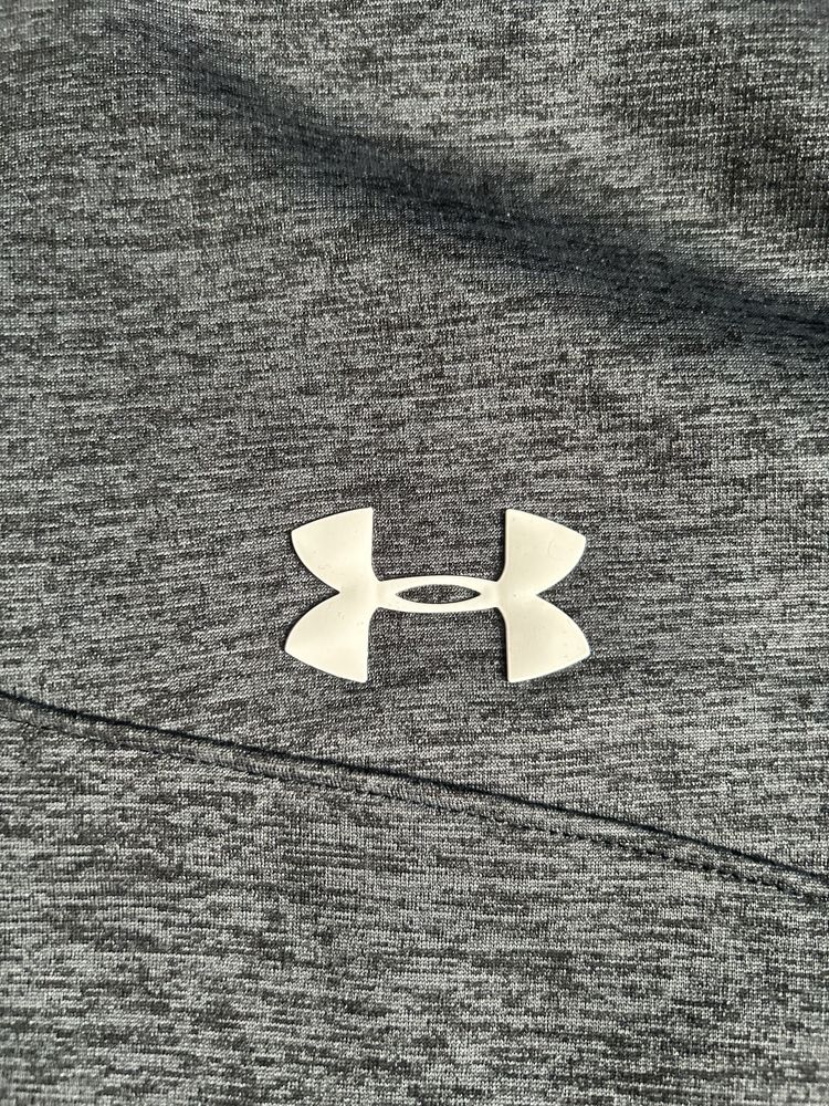 Кофта Under Armour (S)