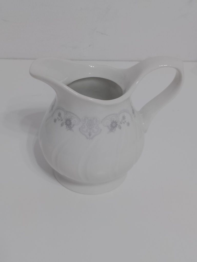 Stary mlecznik porcelanowy sygnowany