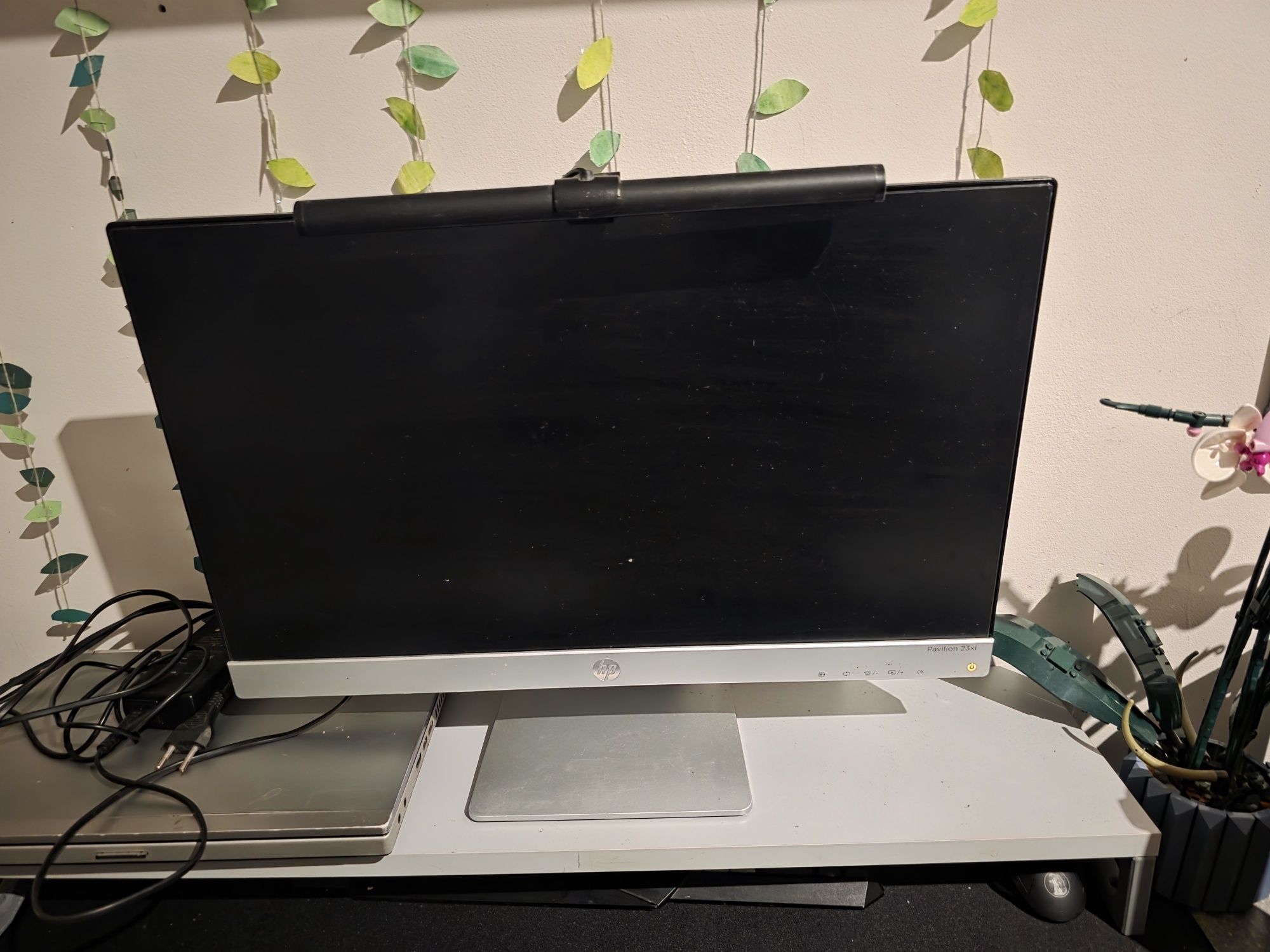 Monitor hp 23 cale