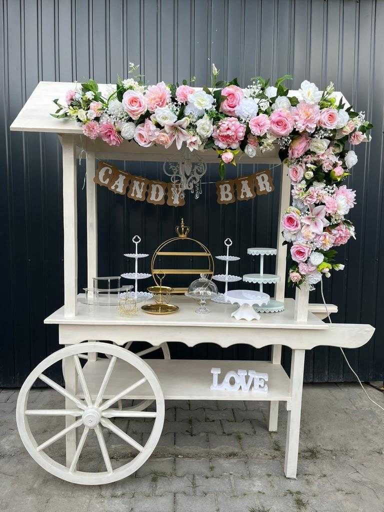 Namioty z pełnym wyposażeniem! Ścianka kwiatowa! Napis LED! Candy Bar!