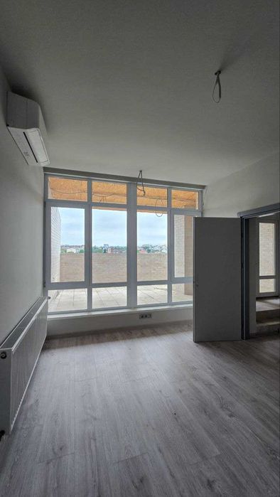 Продається Пентхаус 186 м² з ремонтом і терасою Чернівці, ЖК Роднічок