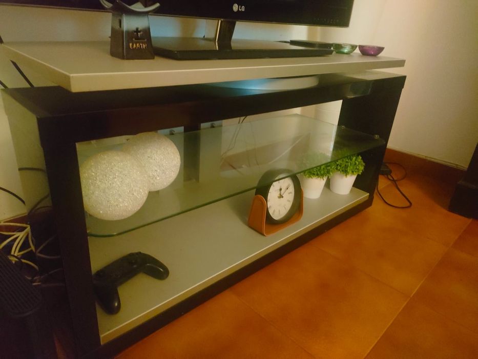 Rack giratória para TV