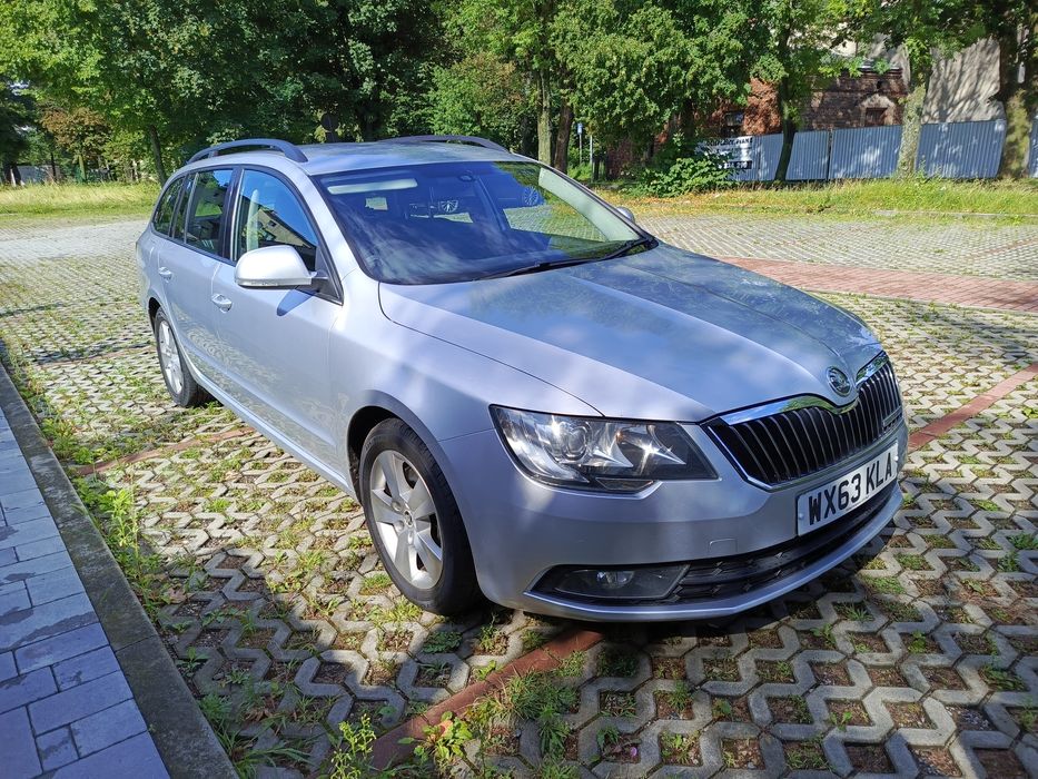 Skoda SuperB LA7W 1,6 TDI kombi Lift na części