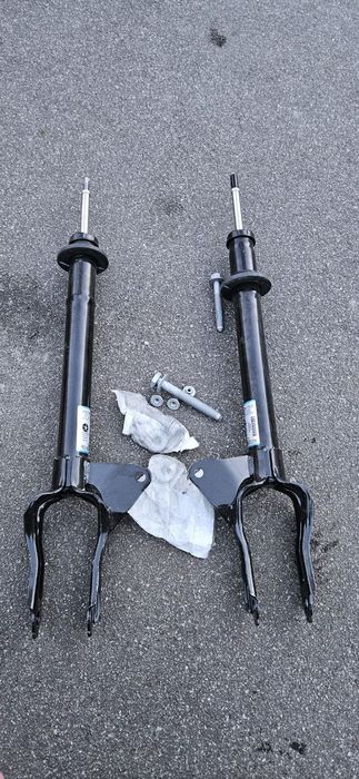 Jeep grand Cherokee WK2 2017-2021 LH/RH амортизатори  нові оригінальні