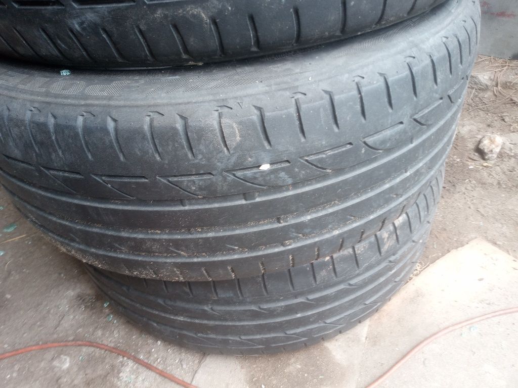 Opony letnie Bridgestone 225/45/19