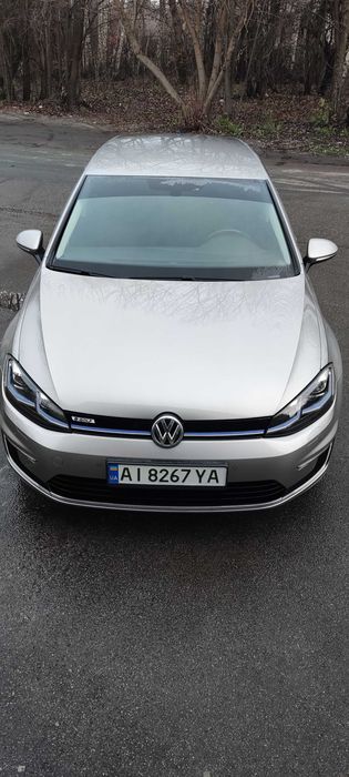 Фольксваген Golf E