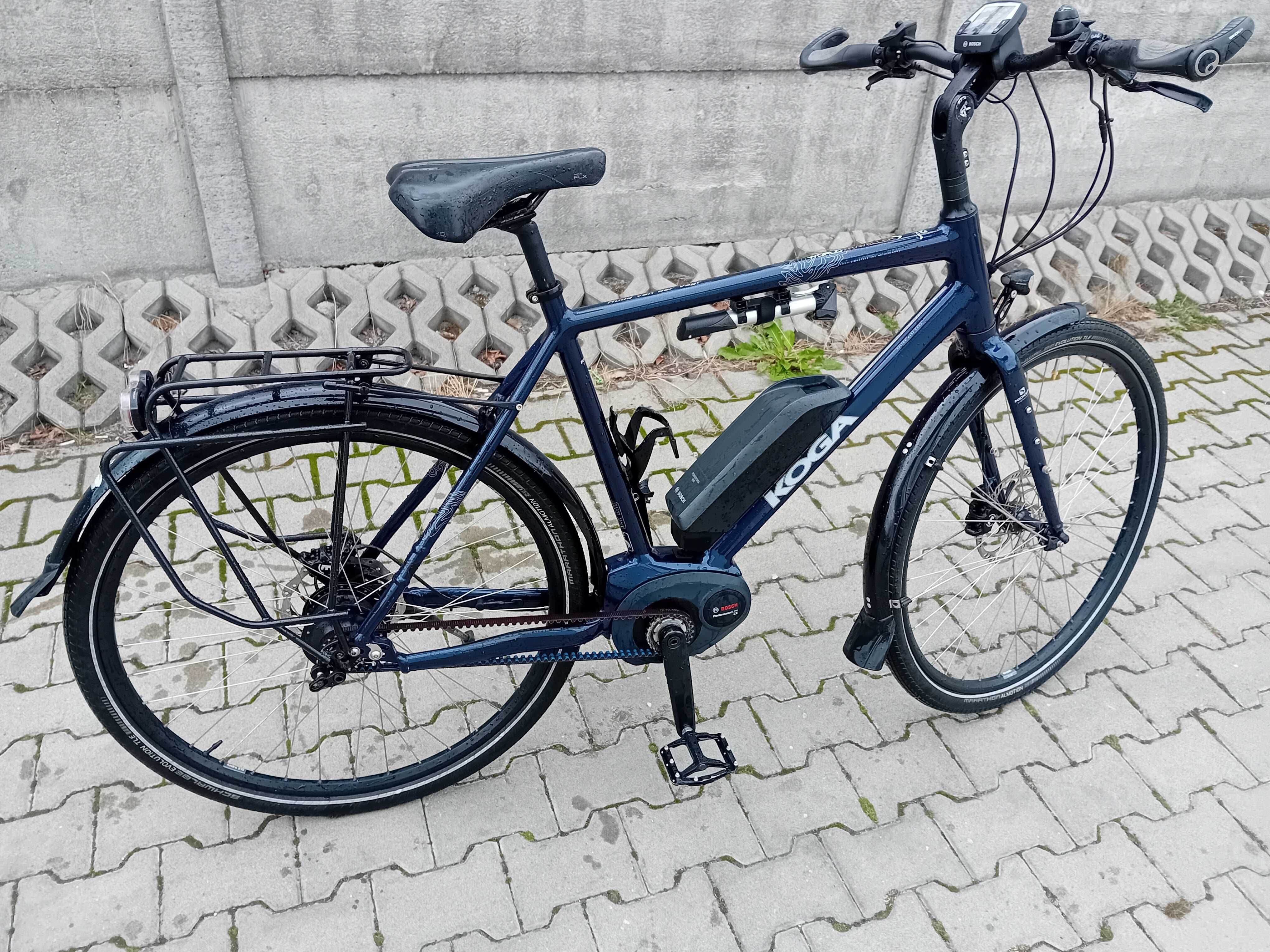 Jedyna Koga na Bosch performance  CX na pasku Gates 14 biegów Rohloff
