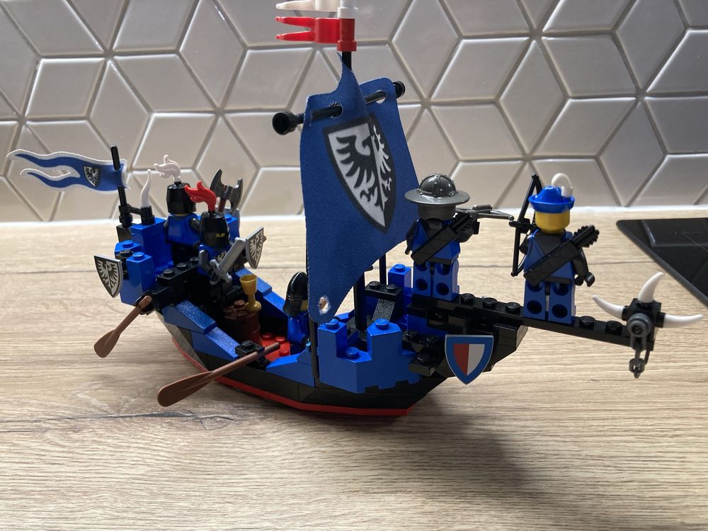 Lego MOC Castle Black Falcon Ship