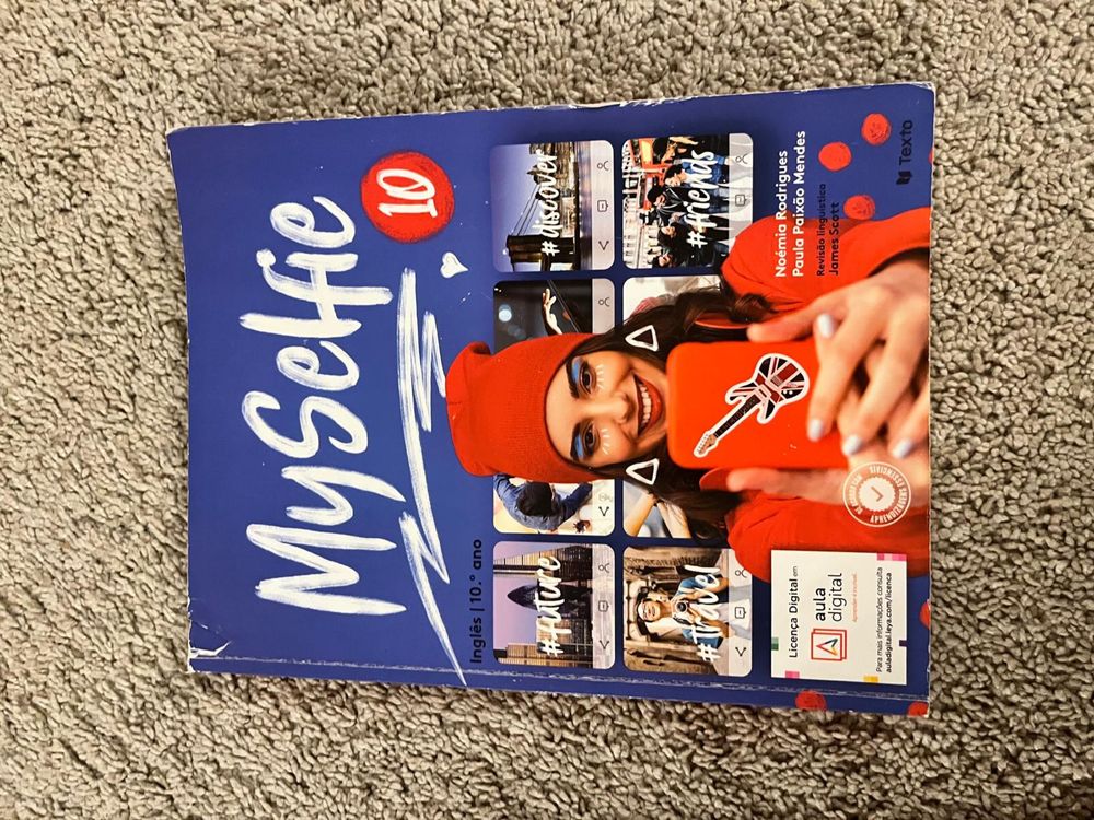 Livro Manual ingles  “Myself”  10Ano