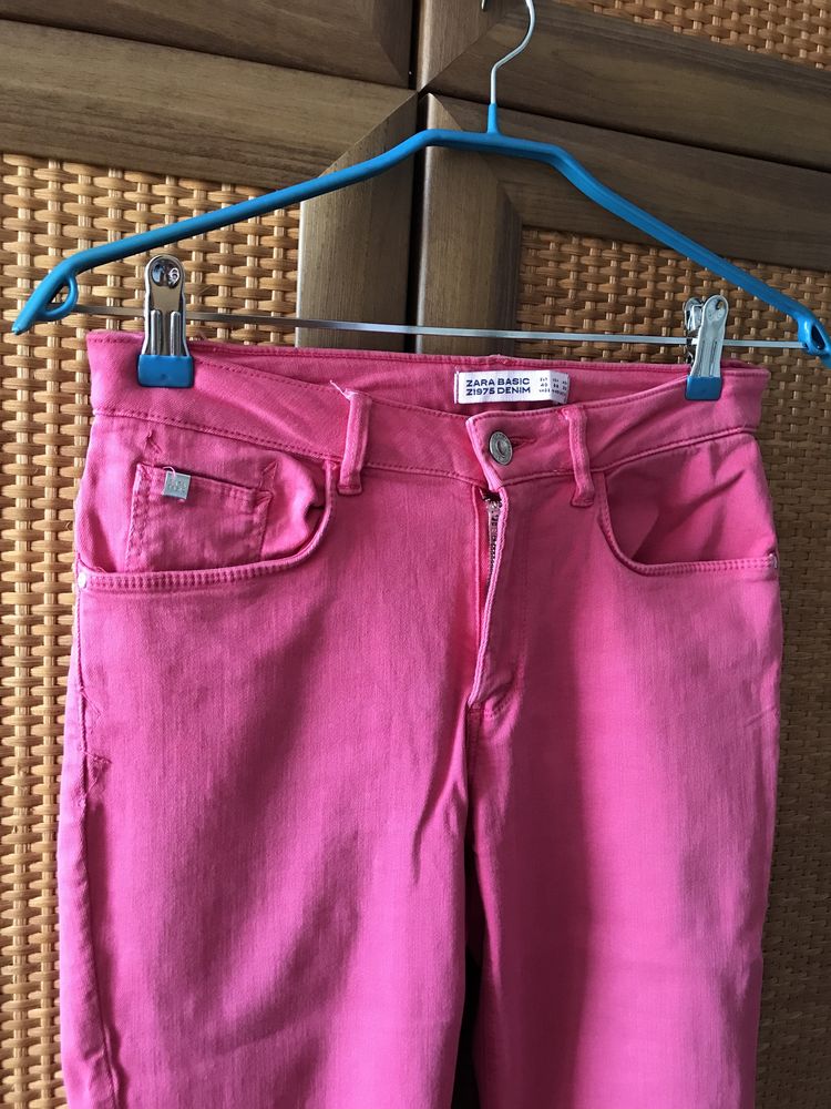 Рожеві джинси Zara