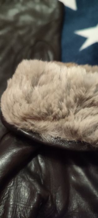 Теплі шкіряні жіночі перчатки