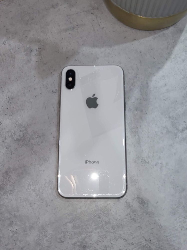 iPhone X idealny stan