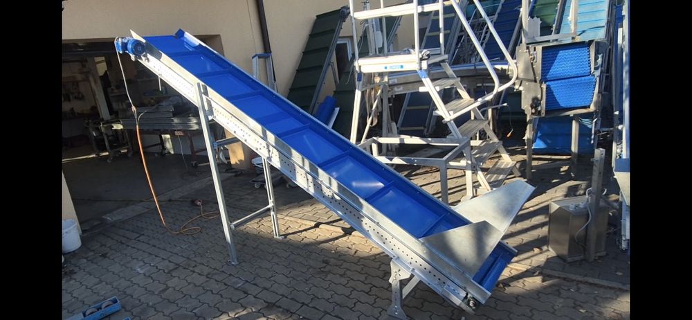 Przenosnik tasmowy taśmociąg podajnik transporter  wznoszący skośny