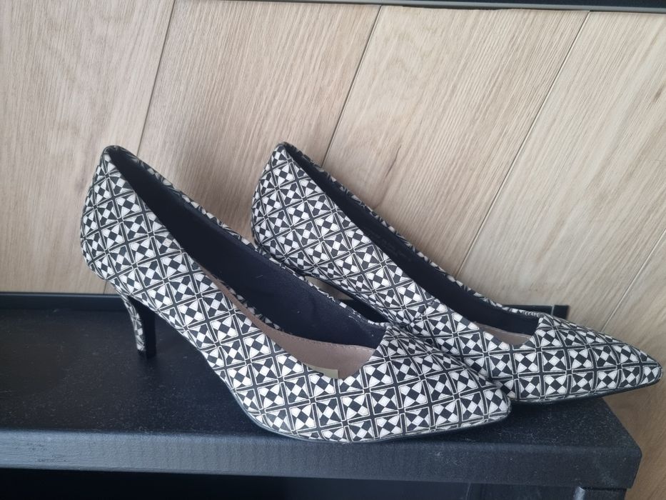Buty 38 szpilki nowe 38.5