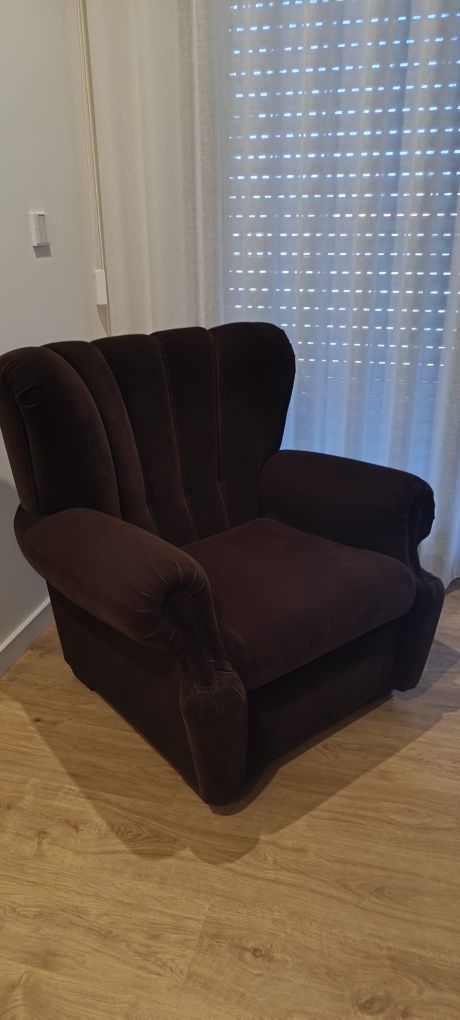 Poltrona/Sofá Castanha