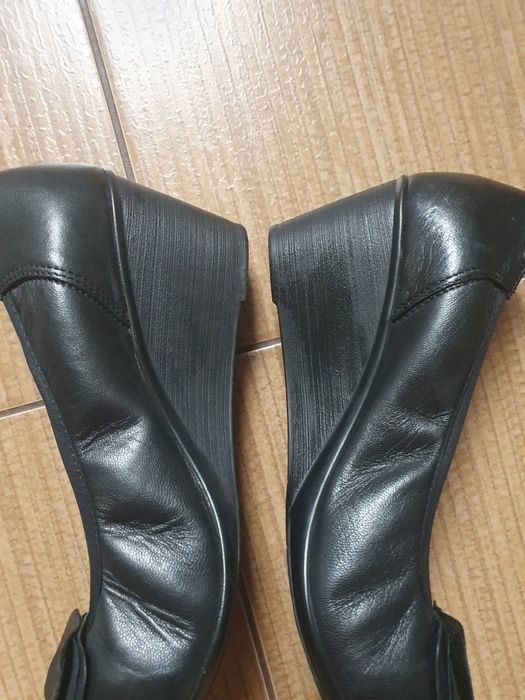 Półbuty czółenka Lasocki 37