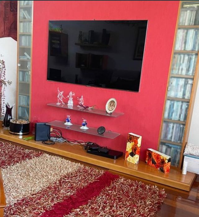 Móvel de Sala + Mesa de Centro