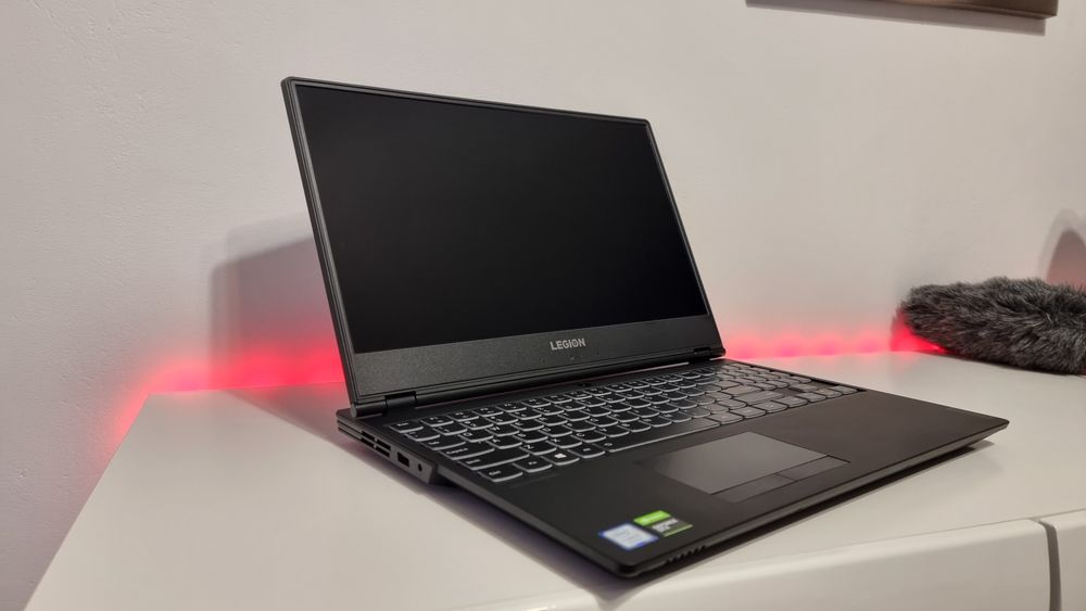 Laptop Lenovo Legion Y540 15,6", i5, 16GB RAM, 1Tb SSD, GTX1660Ti