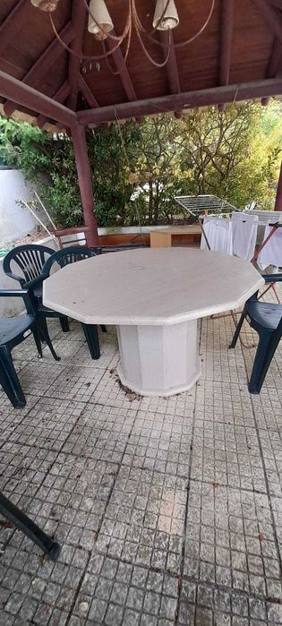 Mesa Jardim em pedra mármore
