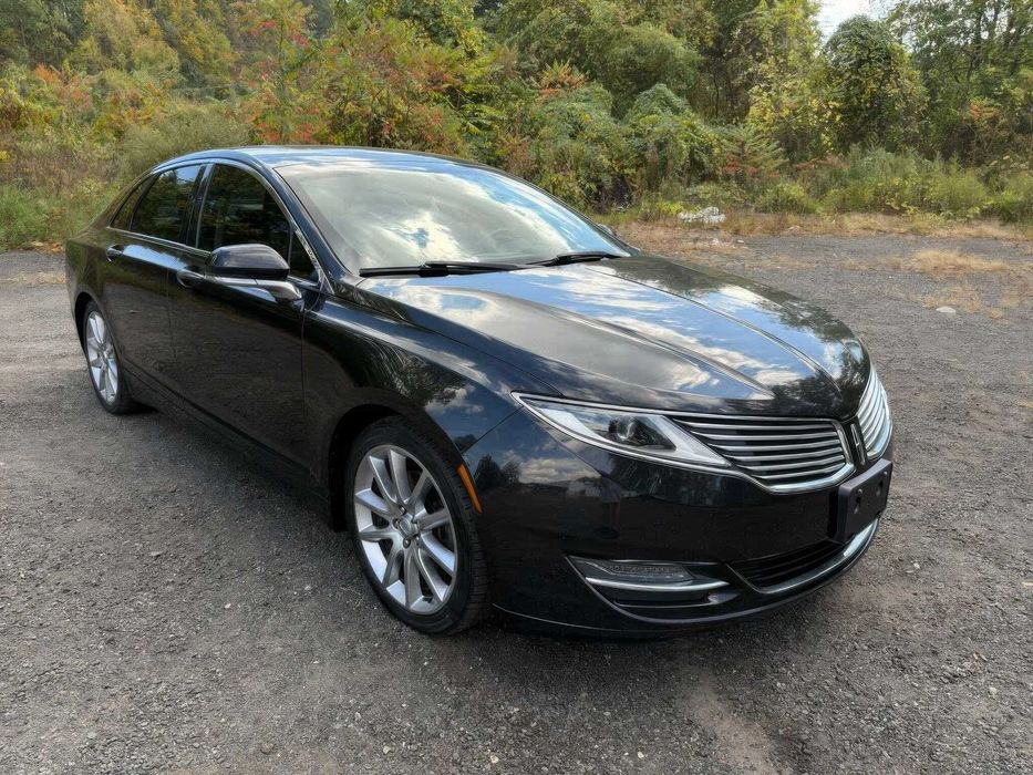 Lincoln MKZ      2015