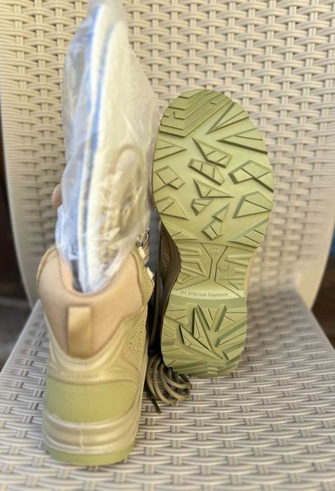 Продам берці демісезонні нові