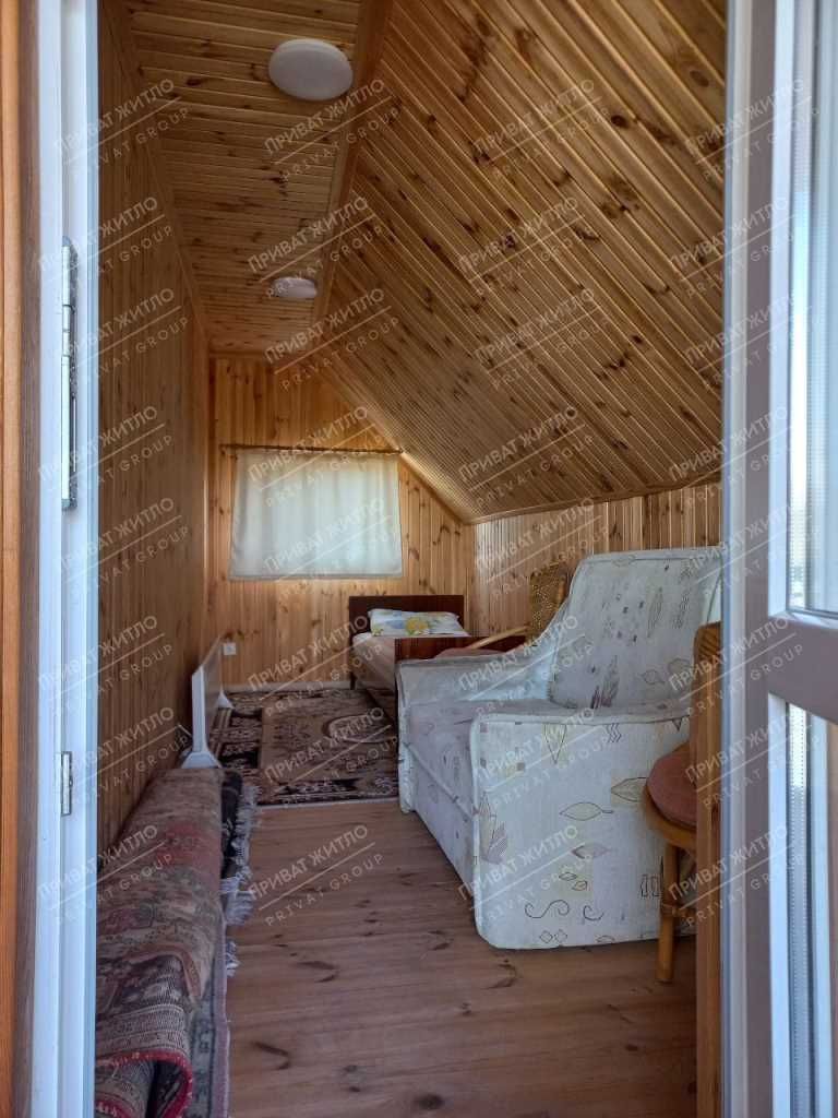 Дача в Лісових Полянах серед сосен