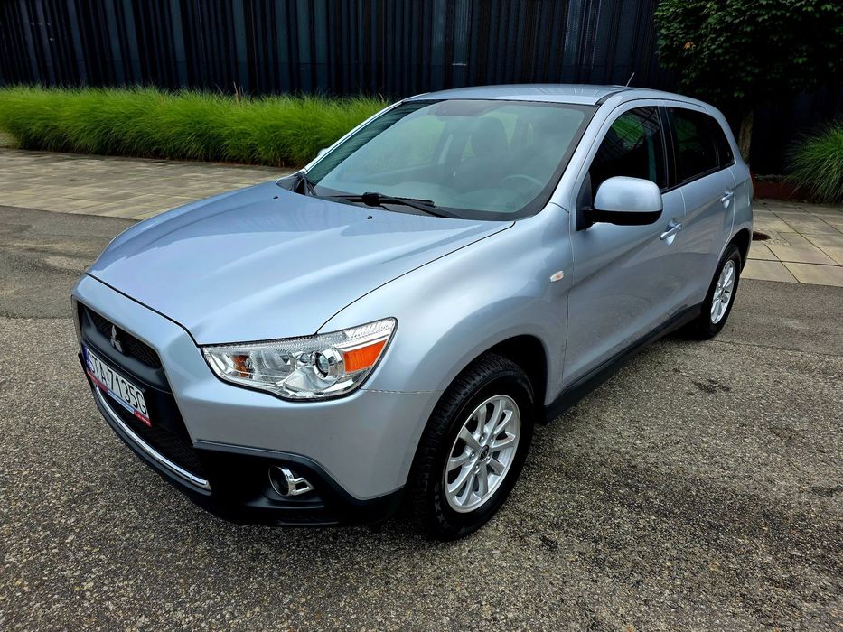 Mitsubishi ASX Mitsubishi ASX 1,6 benz bezwypadkowy serwisowany