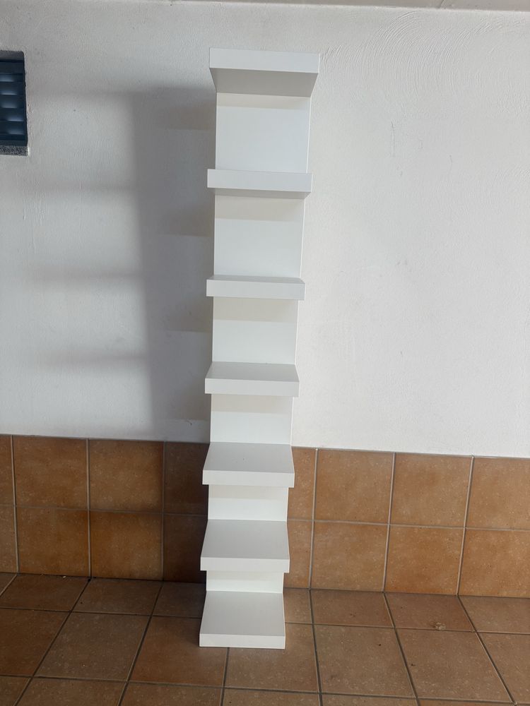 Estante prateleiras