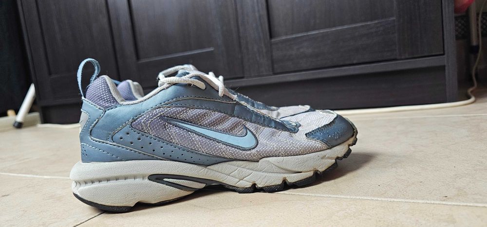 Vário calçado novo e usado