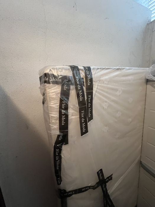 Colchão casal de 182 cm