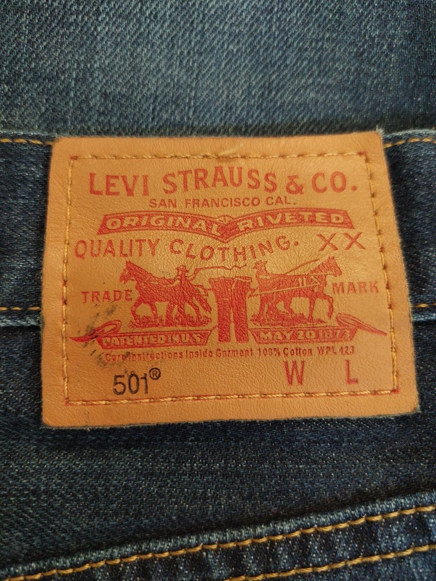 Kultowe jeansy 501 marki Levis