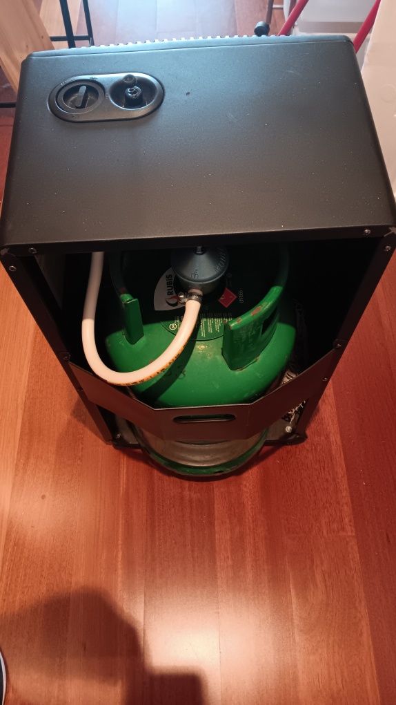 Aquecedor a gás + garrafa