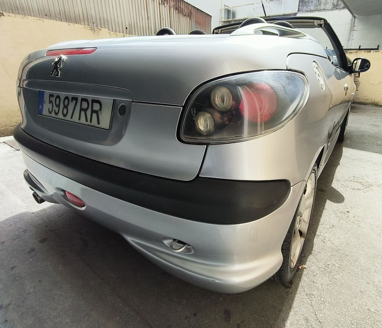 Peugeot 206 Cabrio 1.6 110cv impecável