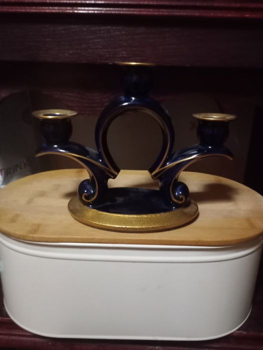Świecznik porcelanowy