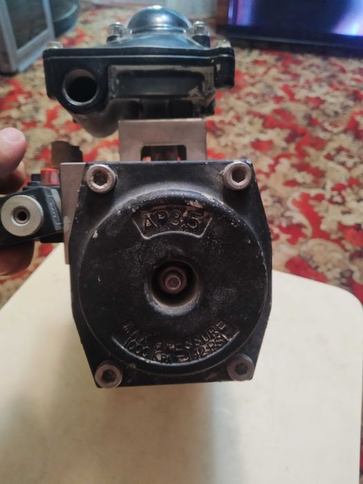 Пневмопривод двухсторонний