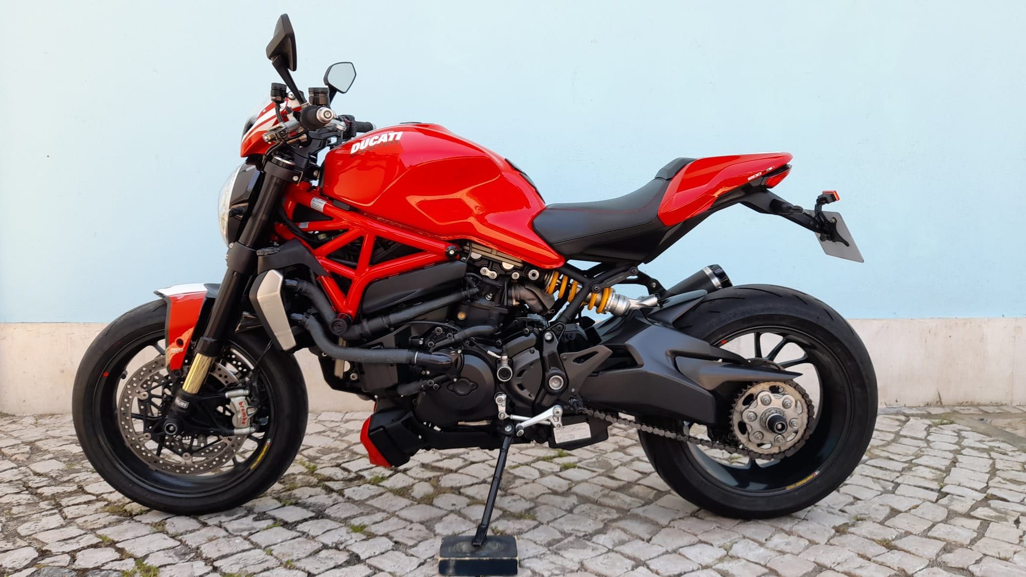 DUCATI MONSTER 1200 R - FULL EXTRAS