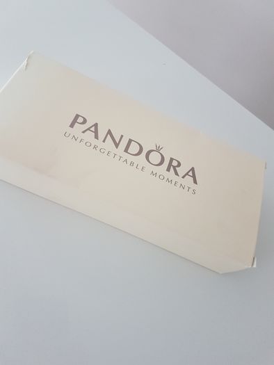 NOWA!szkatułka/roll na biżuterię PANDORA skórzana z welurowym środkiem