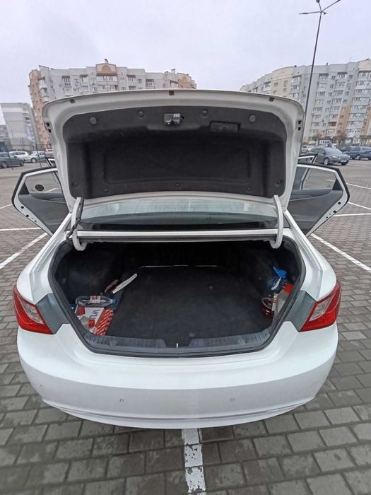 Hyundai Sonata 2013 (2.0 бензин)