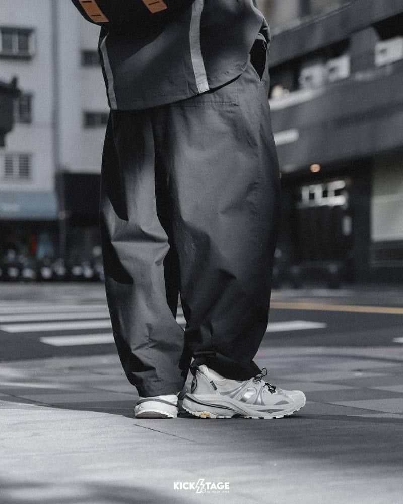 Продам нові Nike Balloon Pants