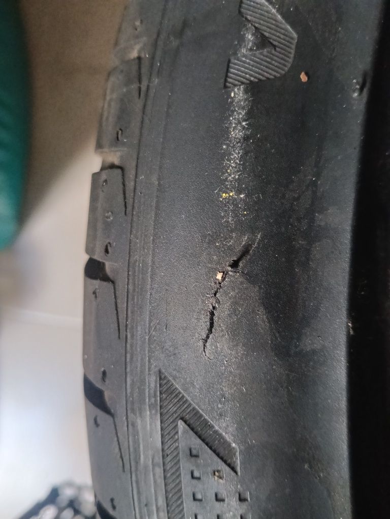 Pneus hankook Ventus V12 Evo2 255/35ZR18