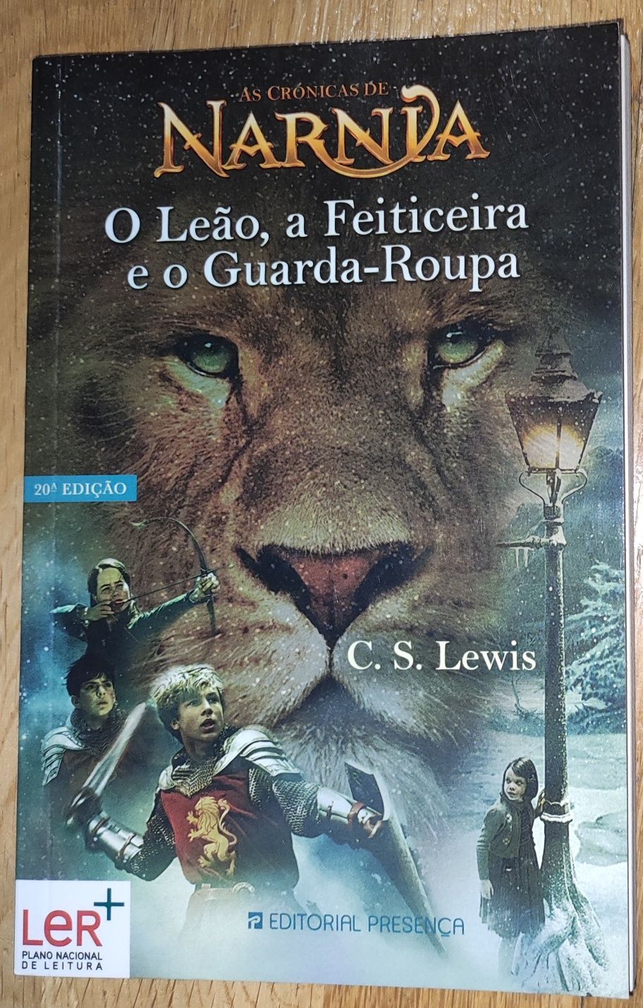 Livros juvenis a 8€