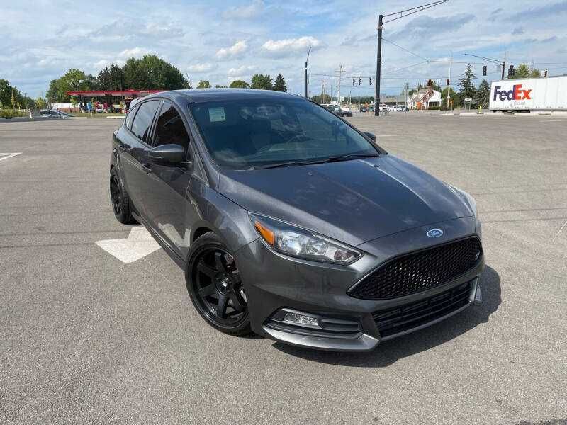 2018 Ford Focus ST