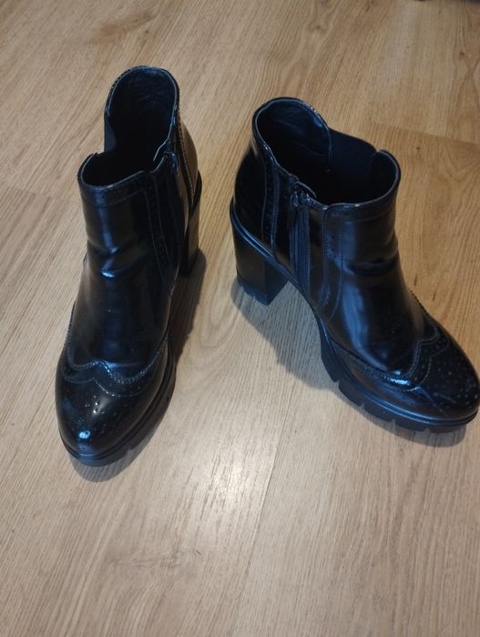 Buty na obcasie rozmiar 38