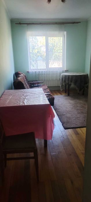 Здається будинок 100 кв.м. нормальний житловий стан. Все є для життя.