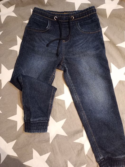 Joggery chłopięce z regulacją w pasie