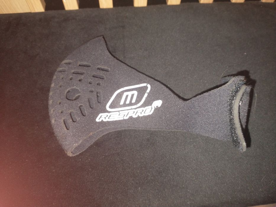 Maseczka czarna Respro M i XL