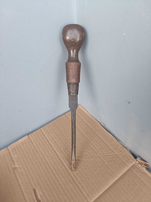 przedwojeny śrubokręt sygnowany