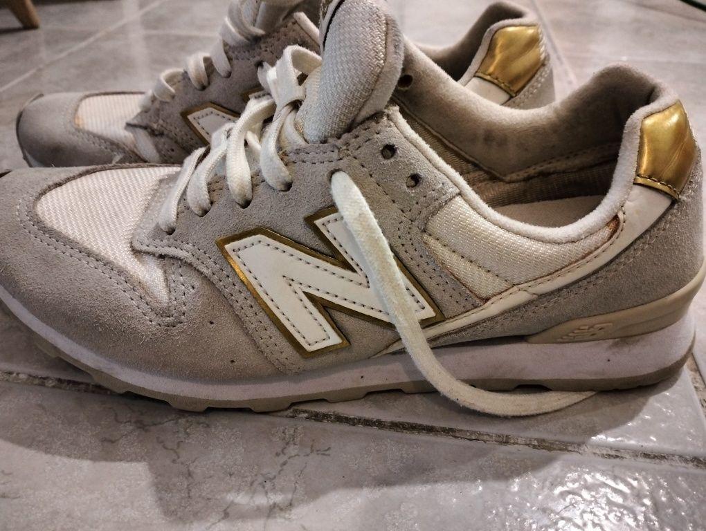 Tênis New balance 37