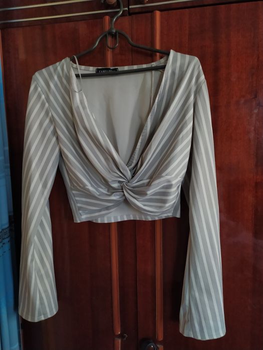 топ з рукавом  40 розмір